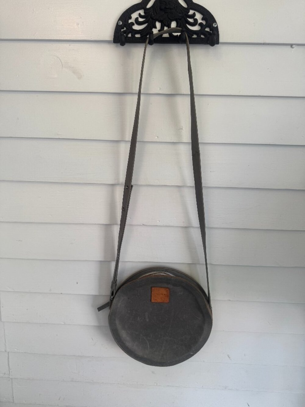 O Luca Leather Round Crossbody Bag